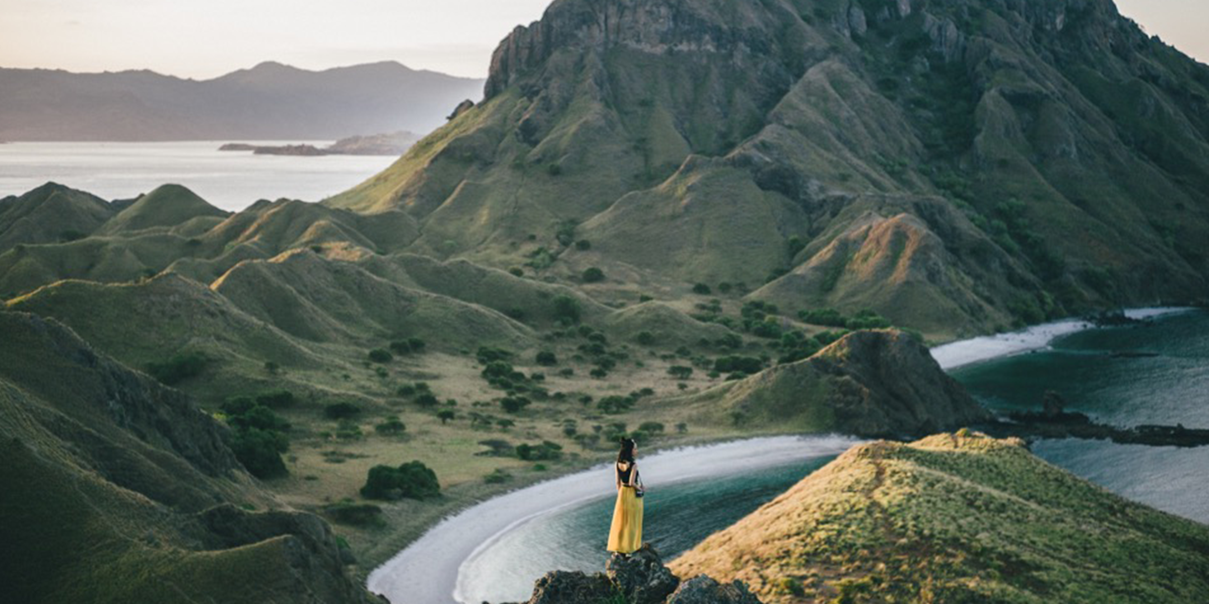 PHOTO: Woman enjoying the mountains